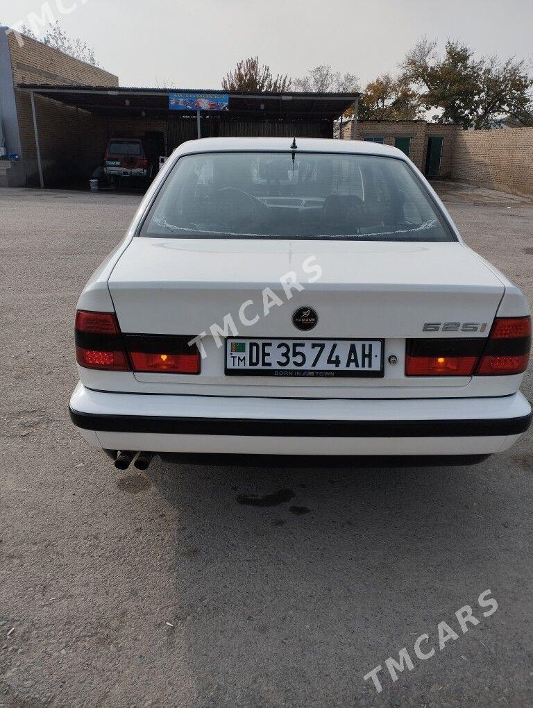 BMW 525 1992 - 65 000 TMT - Кака - img 5