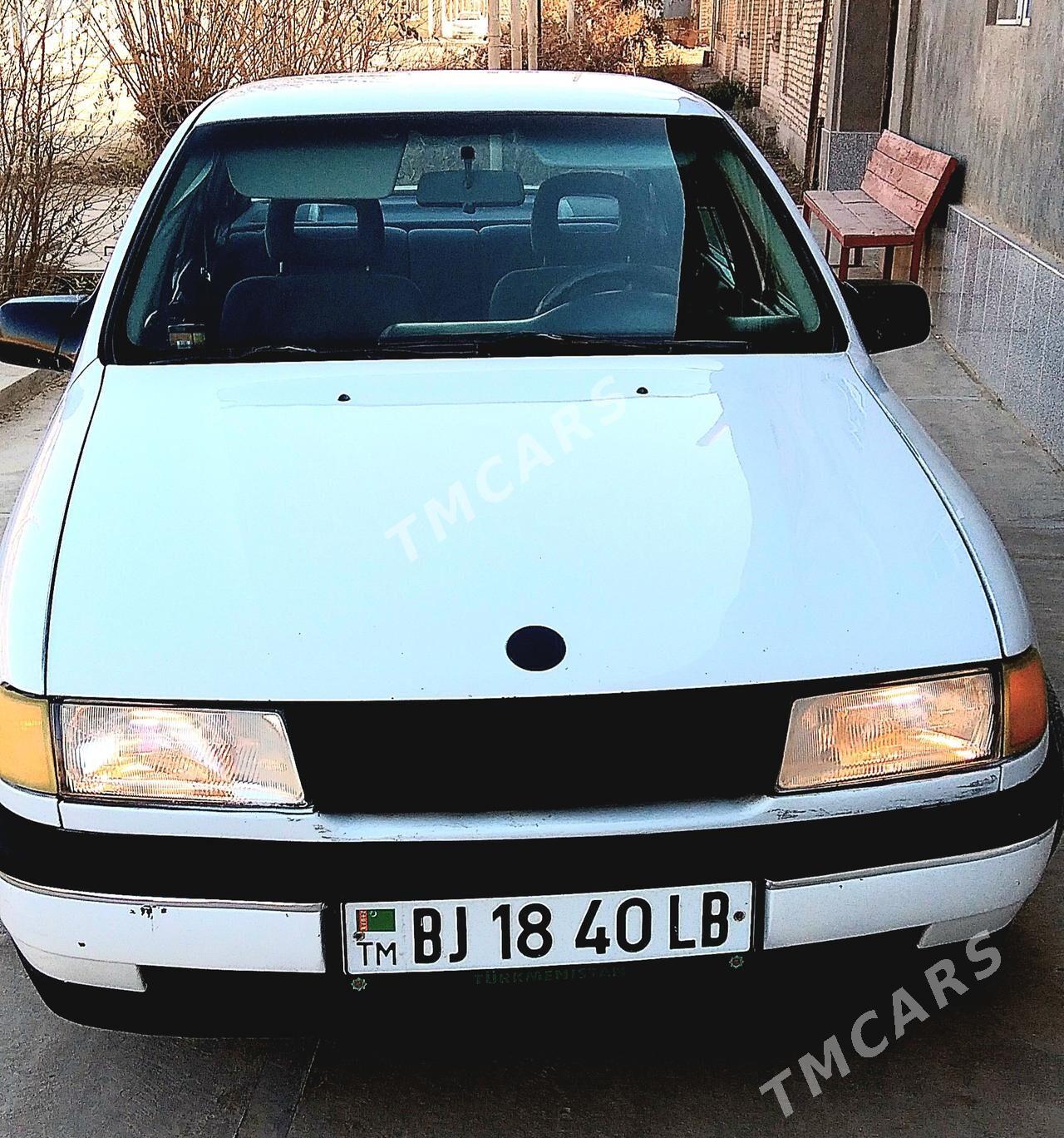 Opel Vectra 1992 - 33 000 TMT - Туркменабат - img 3