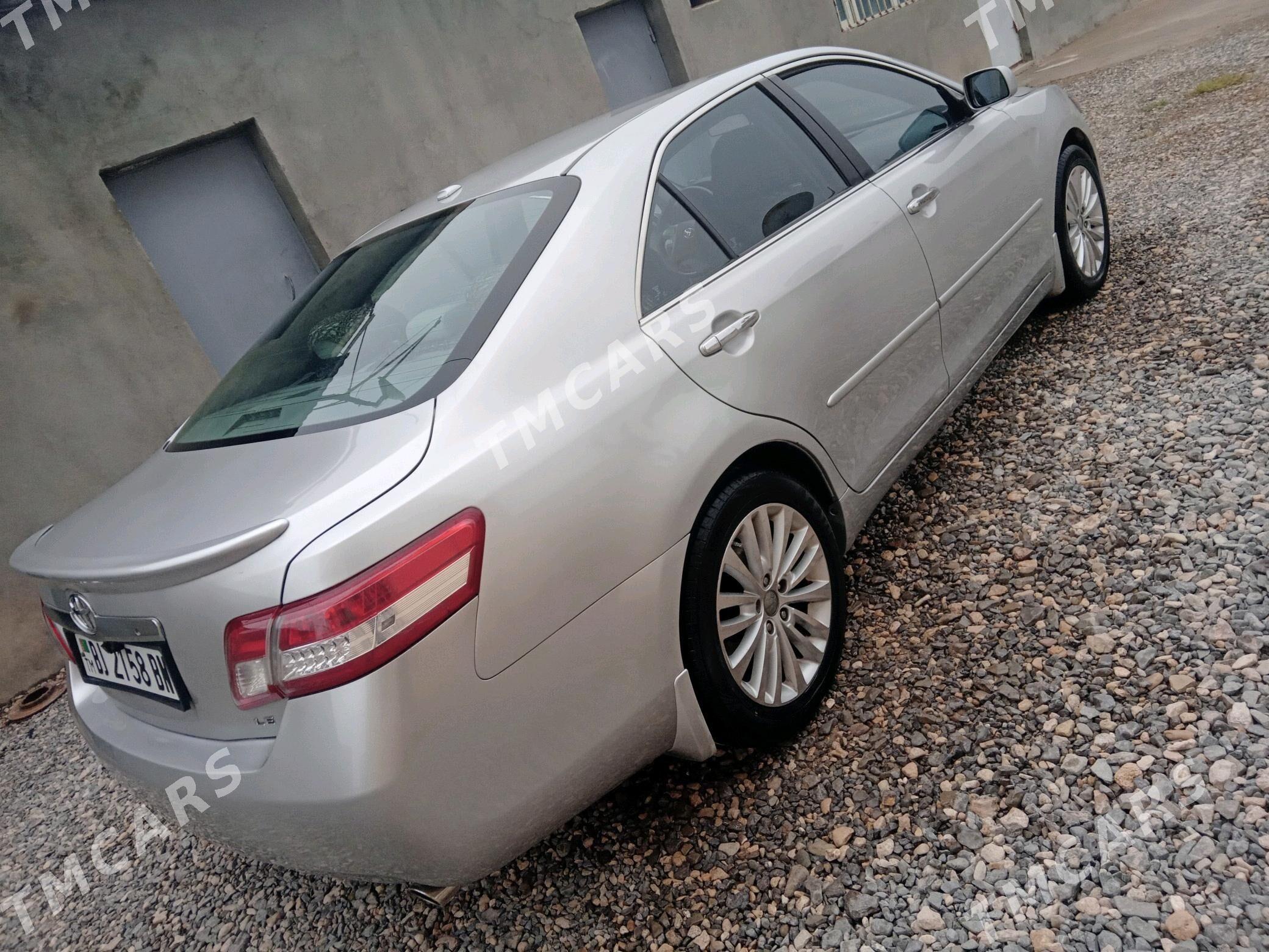 Toyota Camry 2010 - 180 000 TMT - Гызыларбат - img 2