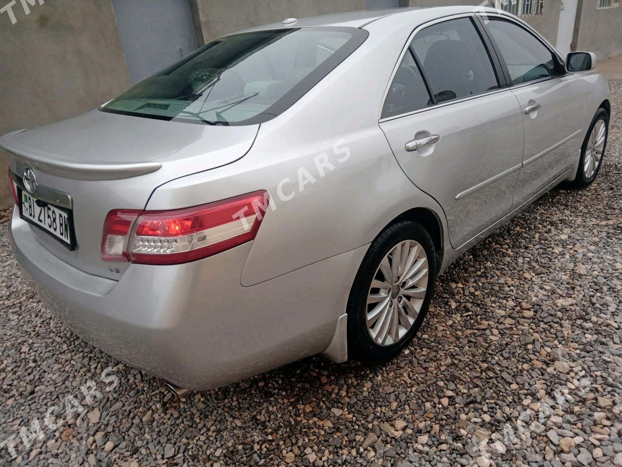 Toyota Camry 2010 - 180 000 TMT - Гызыларбат - img 4