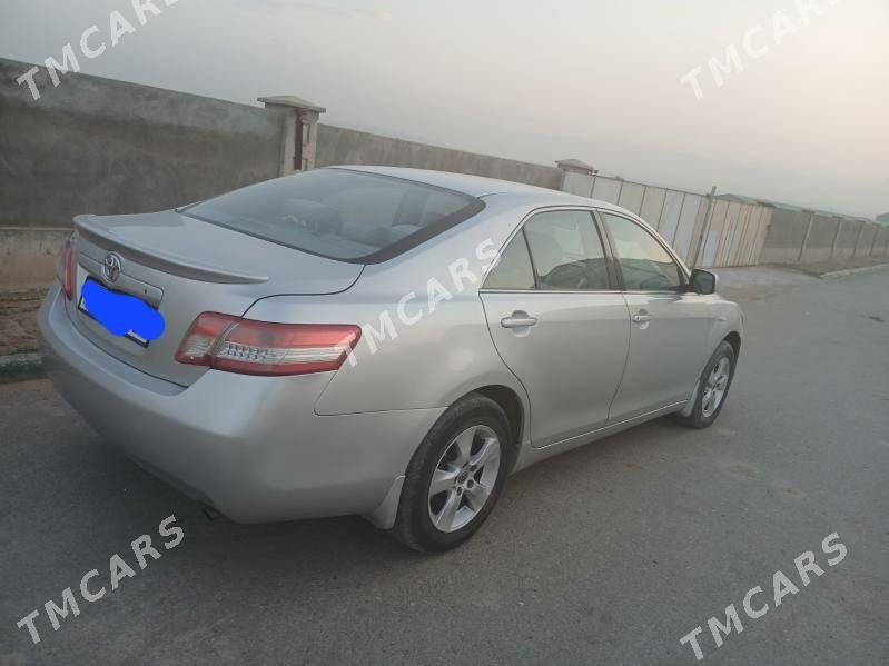 Toyota Camry 2010 - 175 000 TMT - 6 мкр - img 2