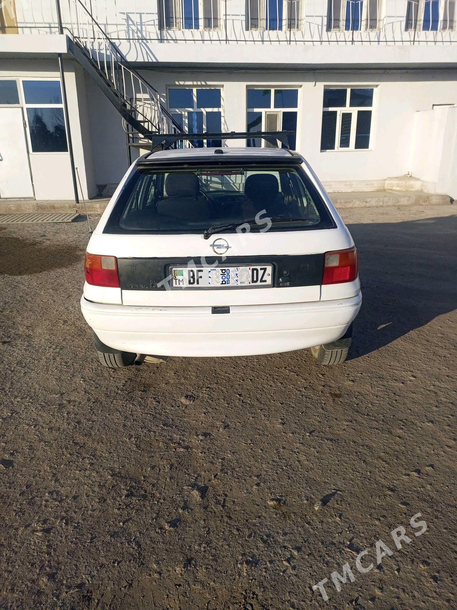 Opel Astra 1992 - 26 000 TMT - Şabat etr. - img 3