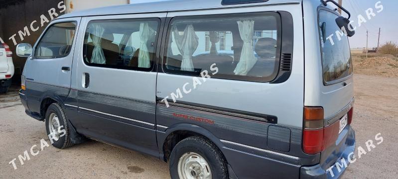 Toyota Hiace 1990 - 62 000 TMT - Мары - img 2