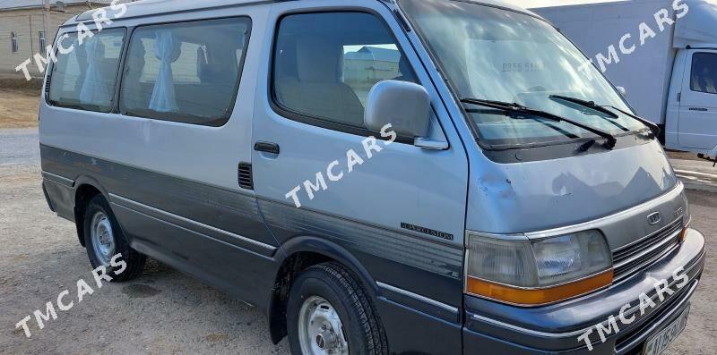 Toyota Hiace 1990 - 62 000 TMT - Мары - img 4