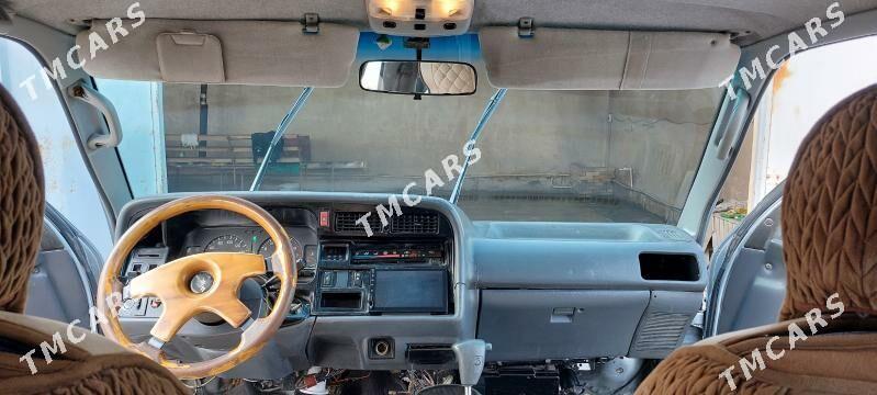 Toyota Hiace 1990 - 62 000 TMT - Мары - img 7