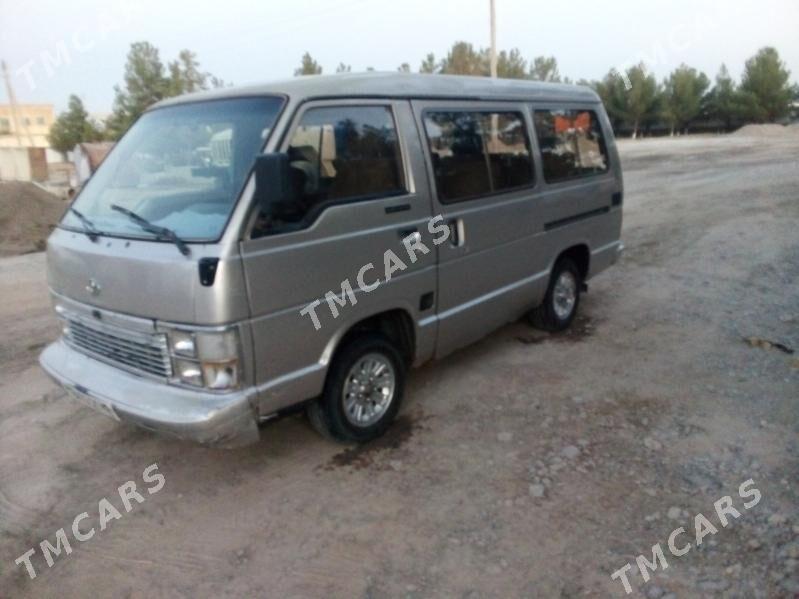 Toyota Hiace 1986 - 34 000 TMT - Baýramaly - img 2