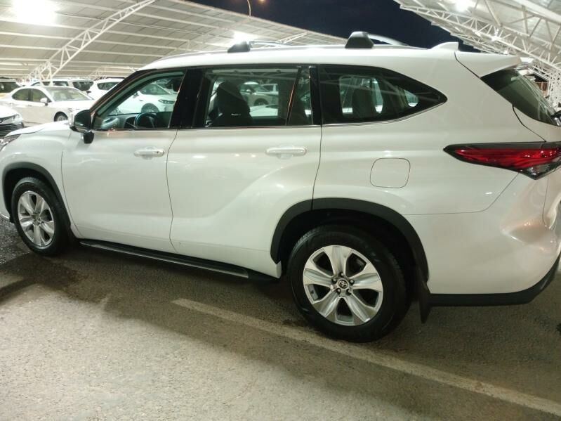 Toyota Highlander 2022 - 686 000 TMT - Aşgabat - img 2