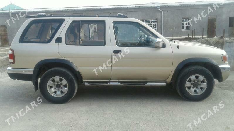 Nissan Pathfinder 1996 - 70 000 TMT - Гызыларбат - img 8