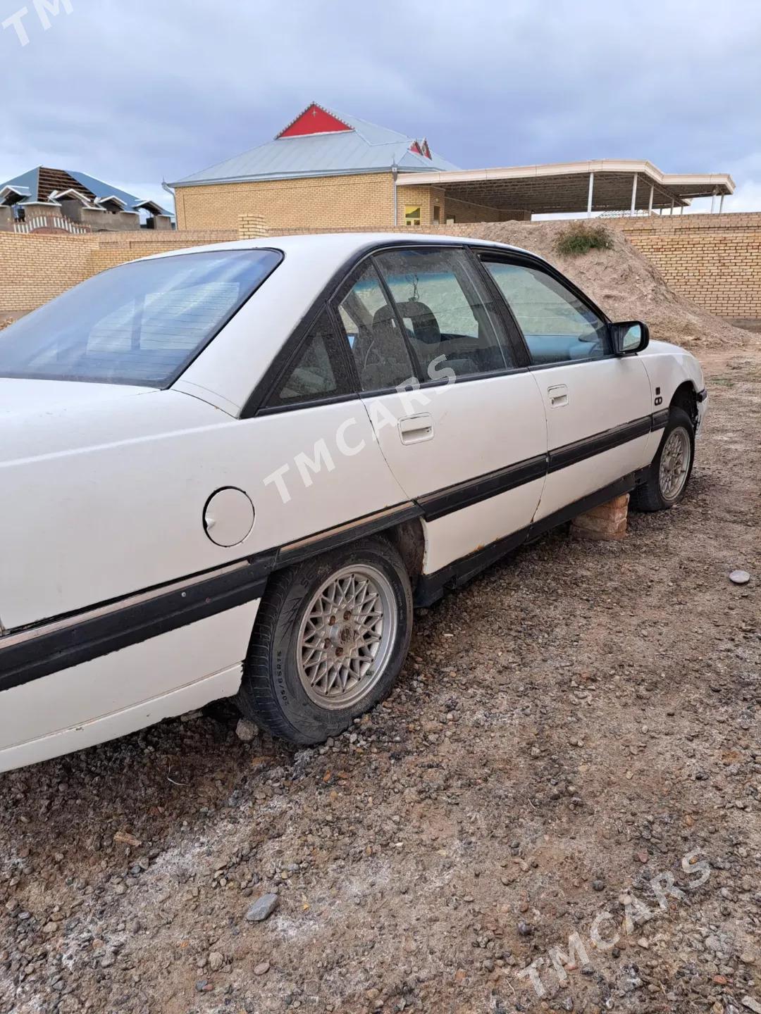 Opel Omega 1991 - 12 000 TMT - Сакарчага - img 5