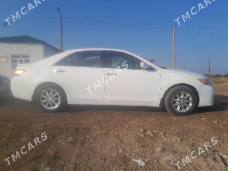 Toyota Camry 2009 - 90 000 TMT - Саят - img 3