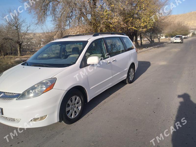 Toyota Sienna 2009 - 190 000 TMT - Türkmenbaşy - img 2