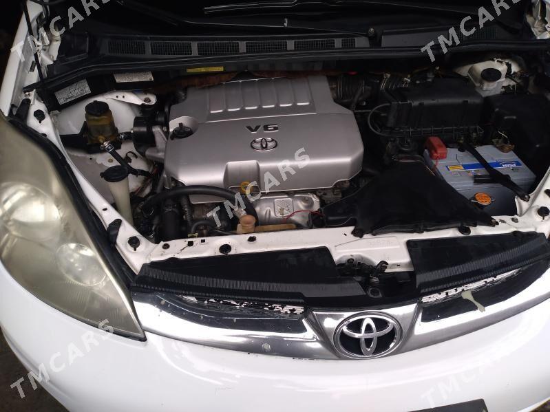 Toyota Sienna 2009 - 190 000 TMT - Türkmenbaşy - img 4