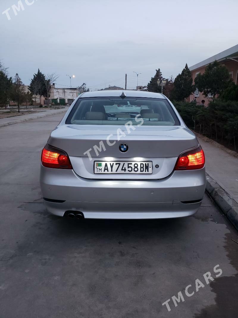 BMW E60 2004 - 110 000 TMT - Türkmenbaşy - img 5