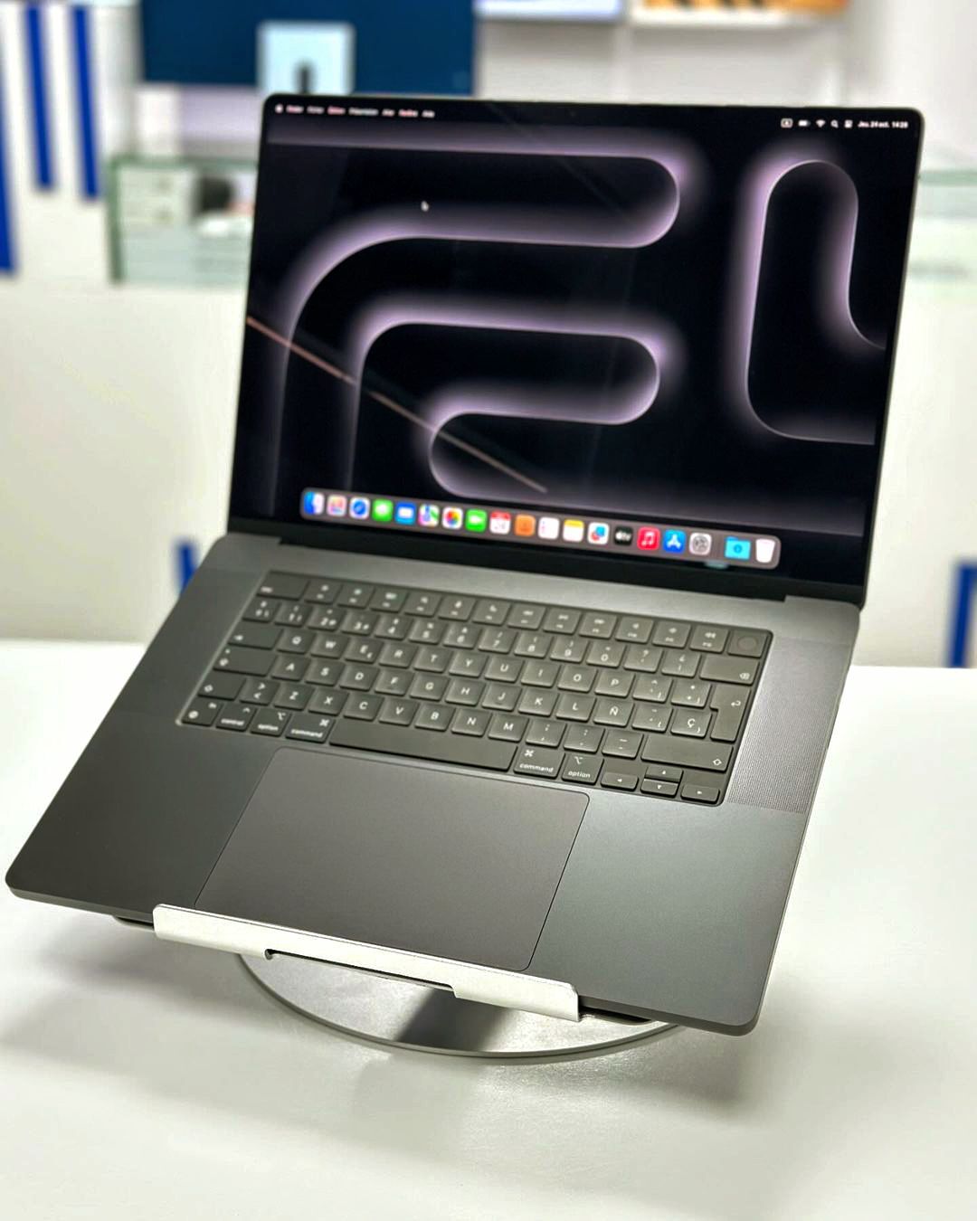 MacBook Pro 16/M4/RAM 24GB - Ашхабад - img 5