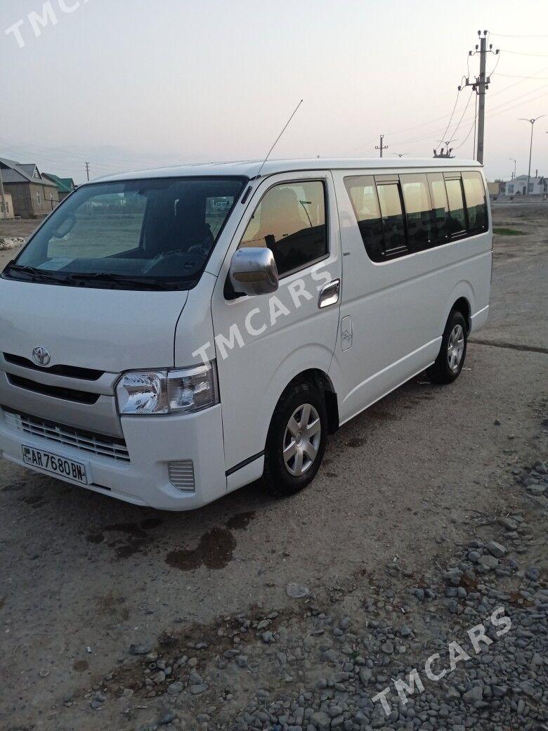 Toyota Hiace 2007 - 230 000 TMT - Balkanabat - img 3