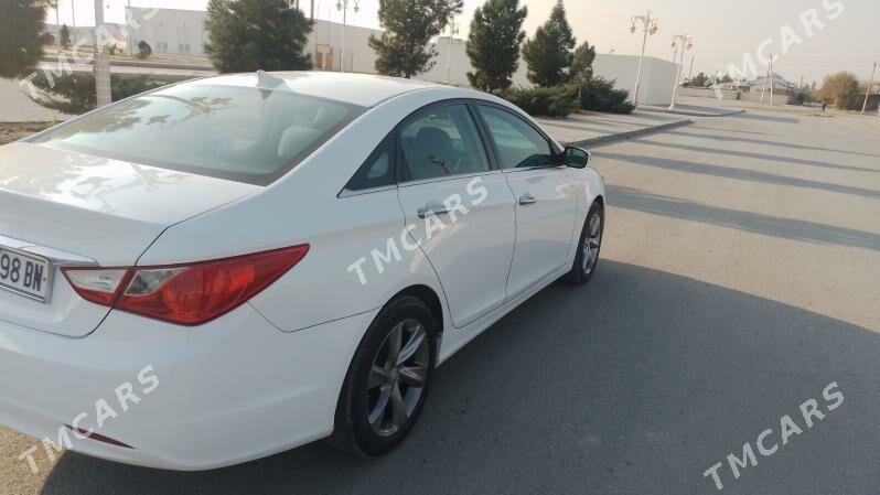 Hyundai Sonata 2010 - 115 000 TMT - Balkanabat - img 4