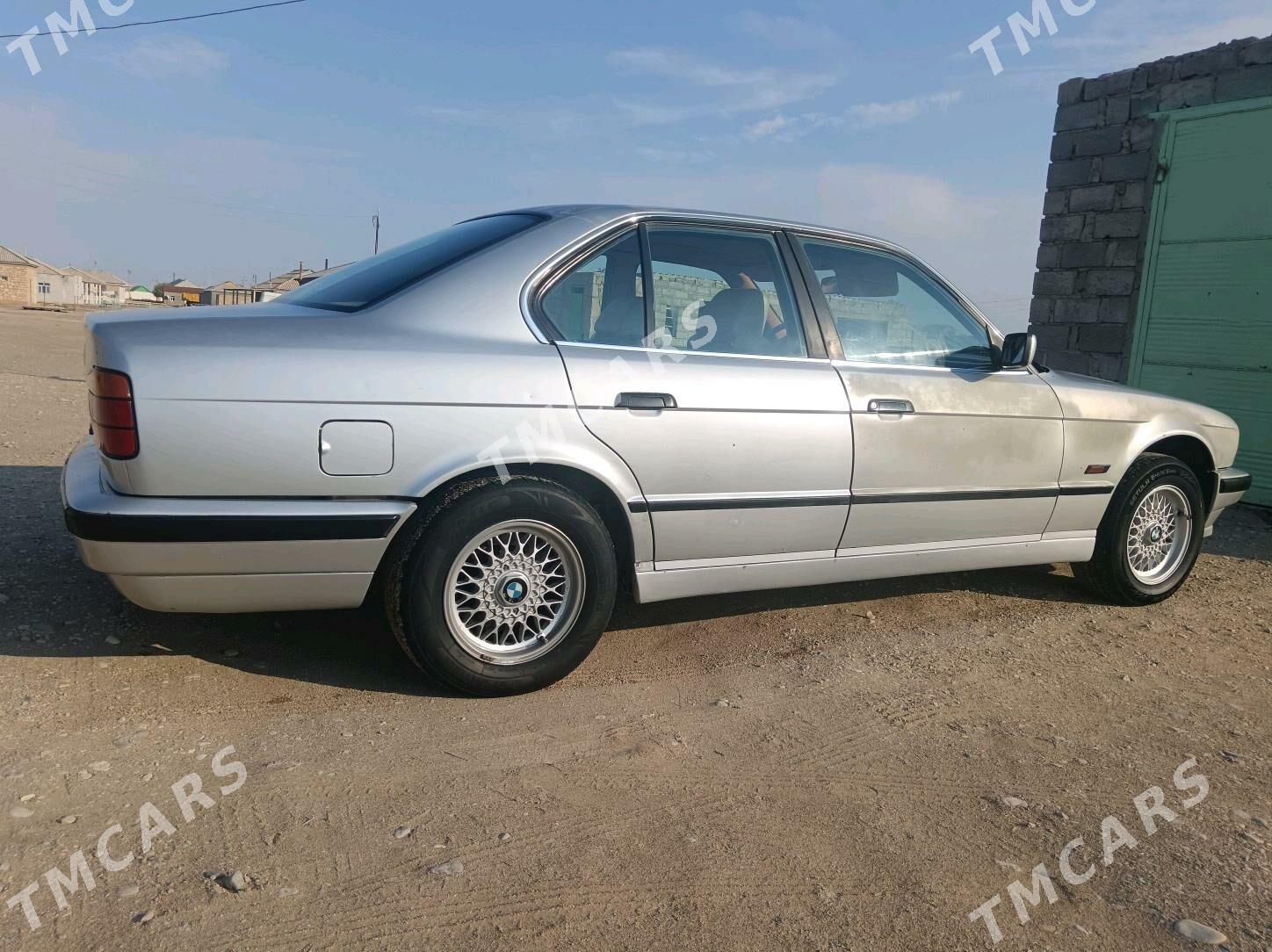 BMW 525 1993 - 50 000 TMT - Gumdag - img 2