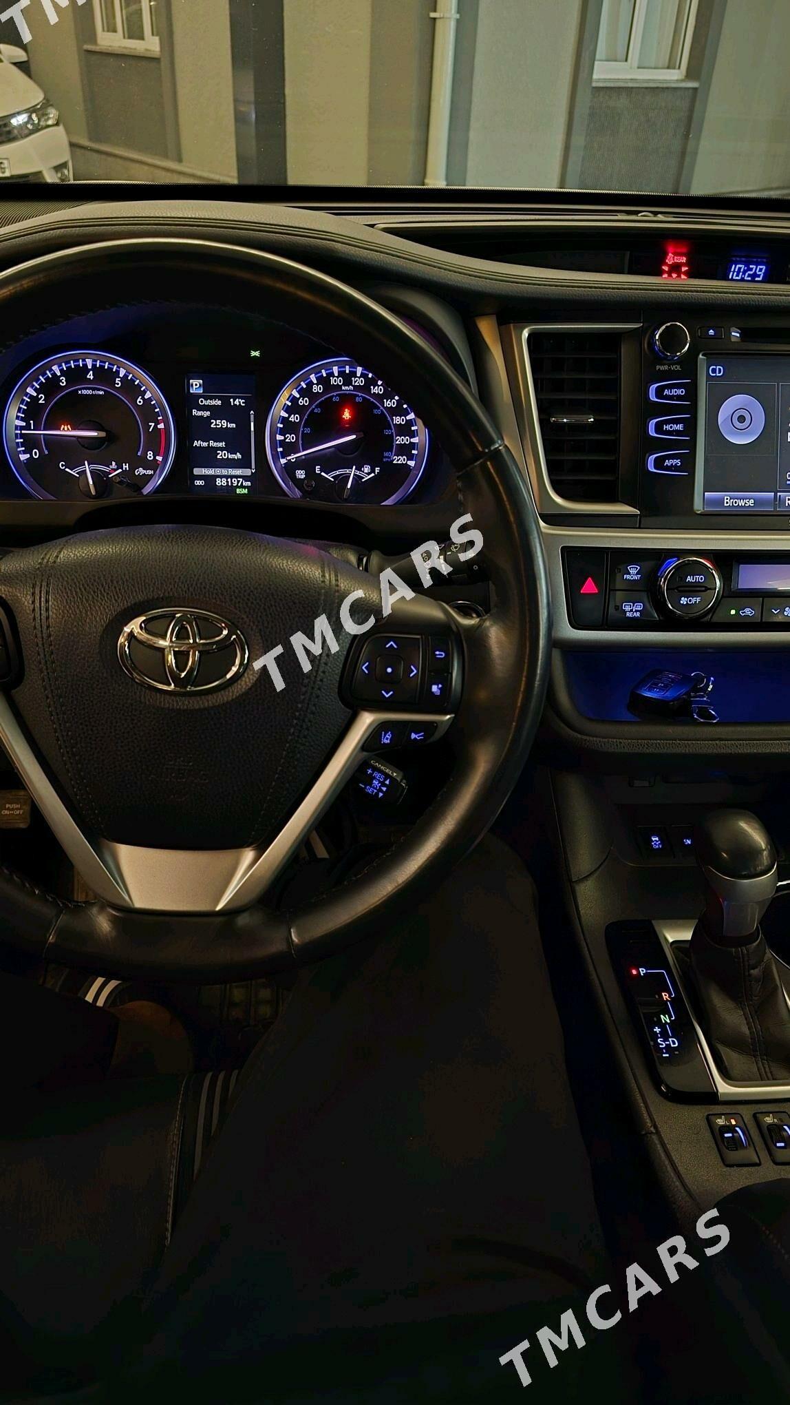 Toyota Highlander 2018 - 530 000 TMT - Hitrowka - img 8