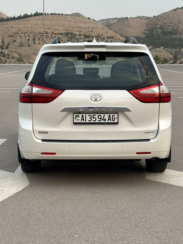 Toyota Sienna 2019 - 540 000 TMT - Aşgabat - img 2