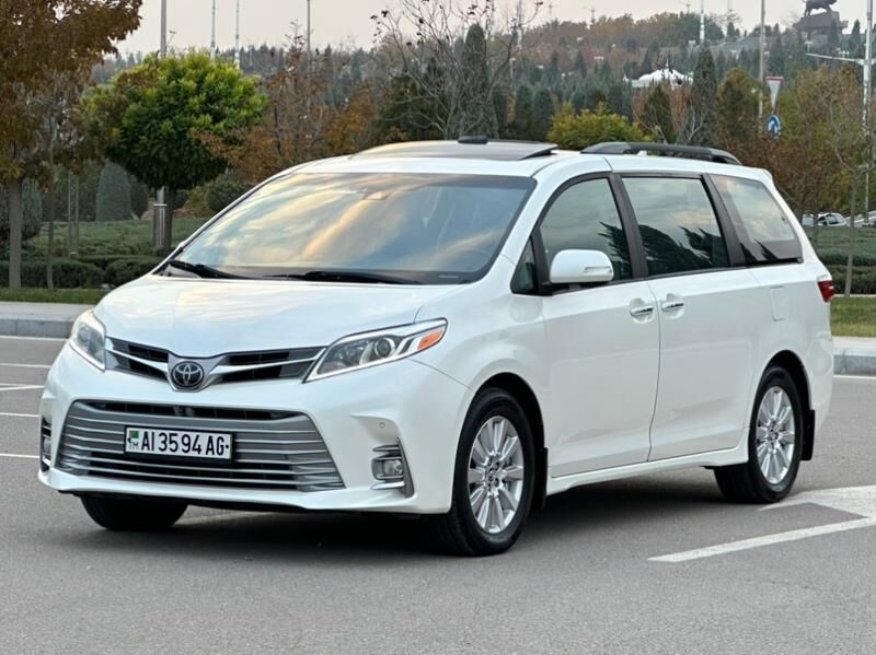 Toyota Sienna 2019 - 540 000 TMT - Aşgabat - img 3