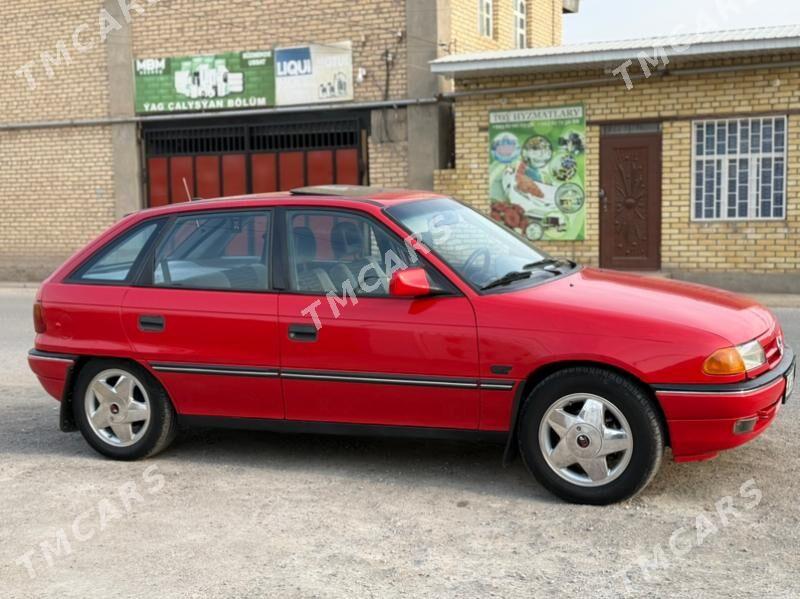 Opel Astra 1992 - 40 000 TMT - Mary - img 6