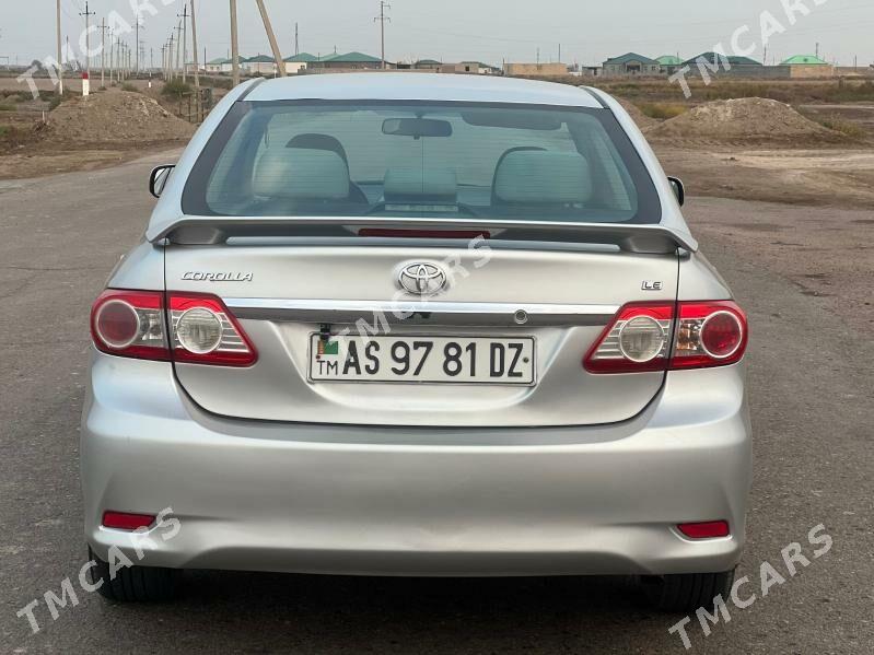 Toyota Corolla 2013 - 155 000 TMT - Дашогуз - img 3