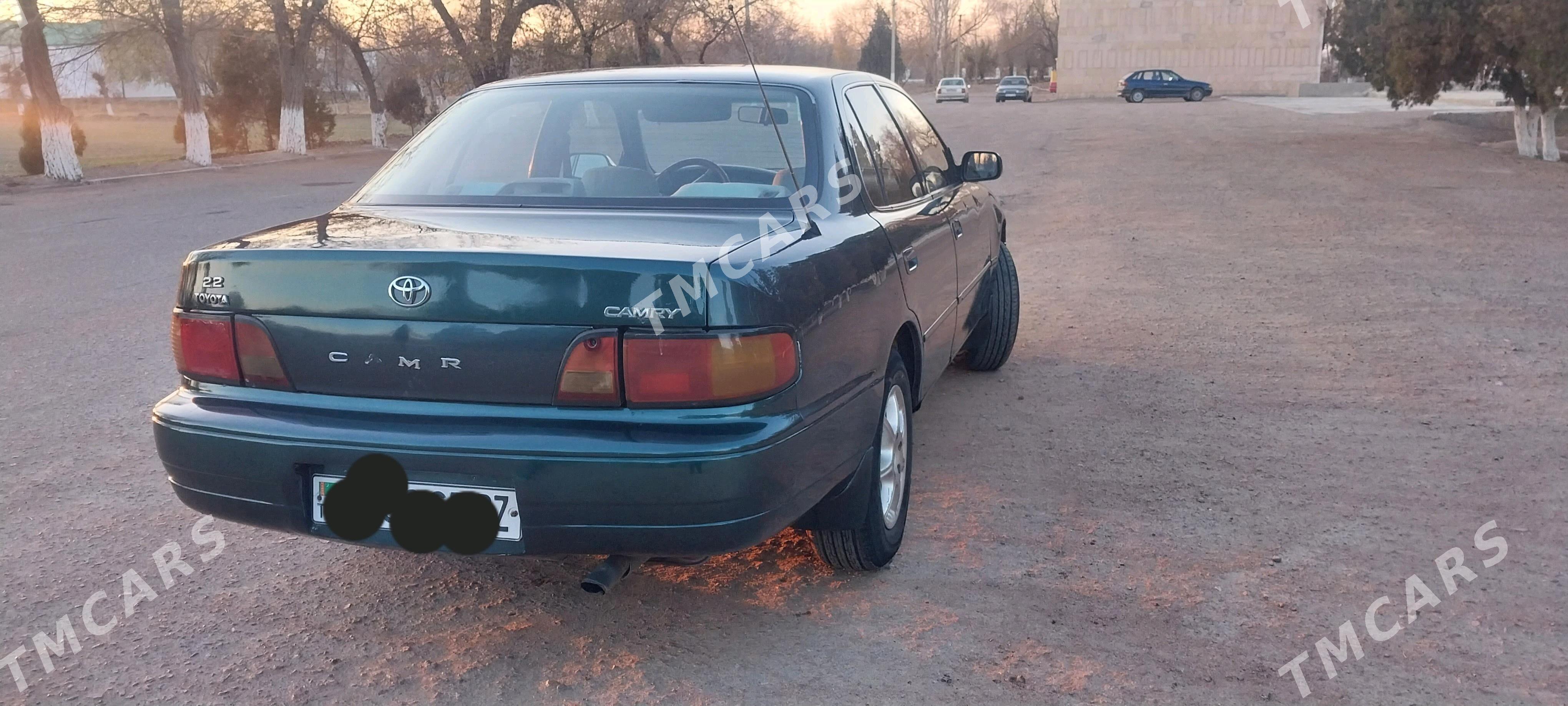 Toyota Camry 1993 - 70 000 TMT - Губадаг - img 5