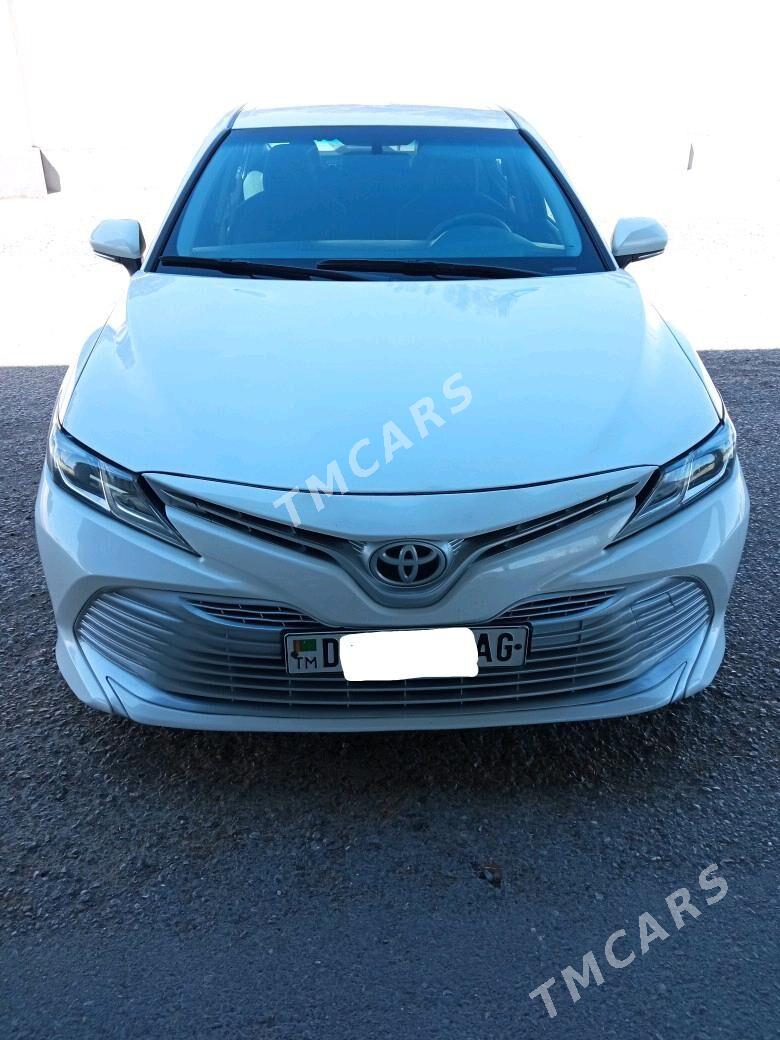 Toyota Camry 2019 - 245 000 TMT - Ашхабад - img 4