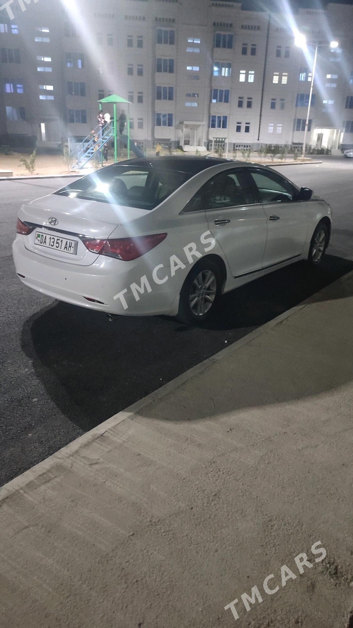 Hyundai Sonata 2011 - 140 000 TMT - Анев - img 2