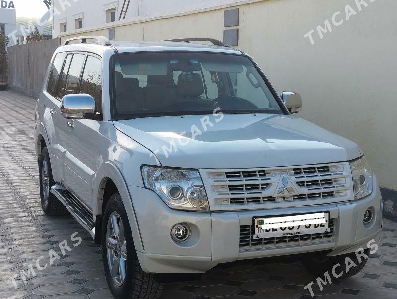 Mitsubishi Pajero 2009 - 180 000 TMT - Дашогуз - img 3