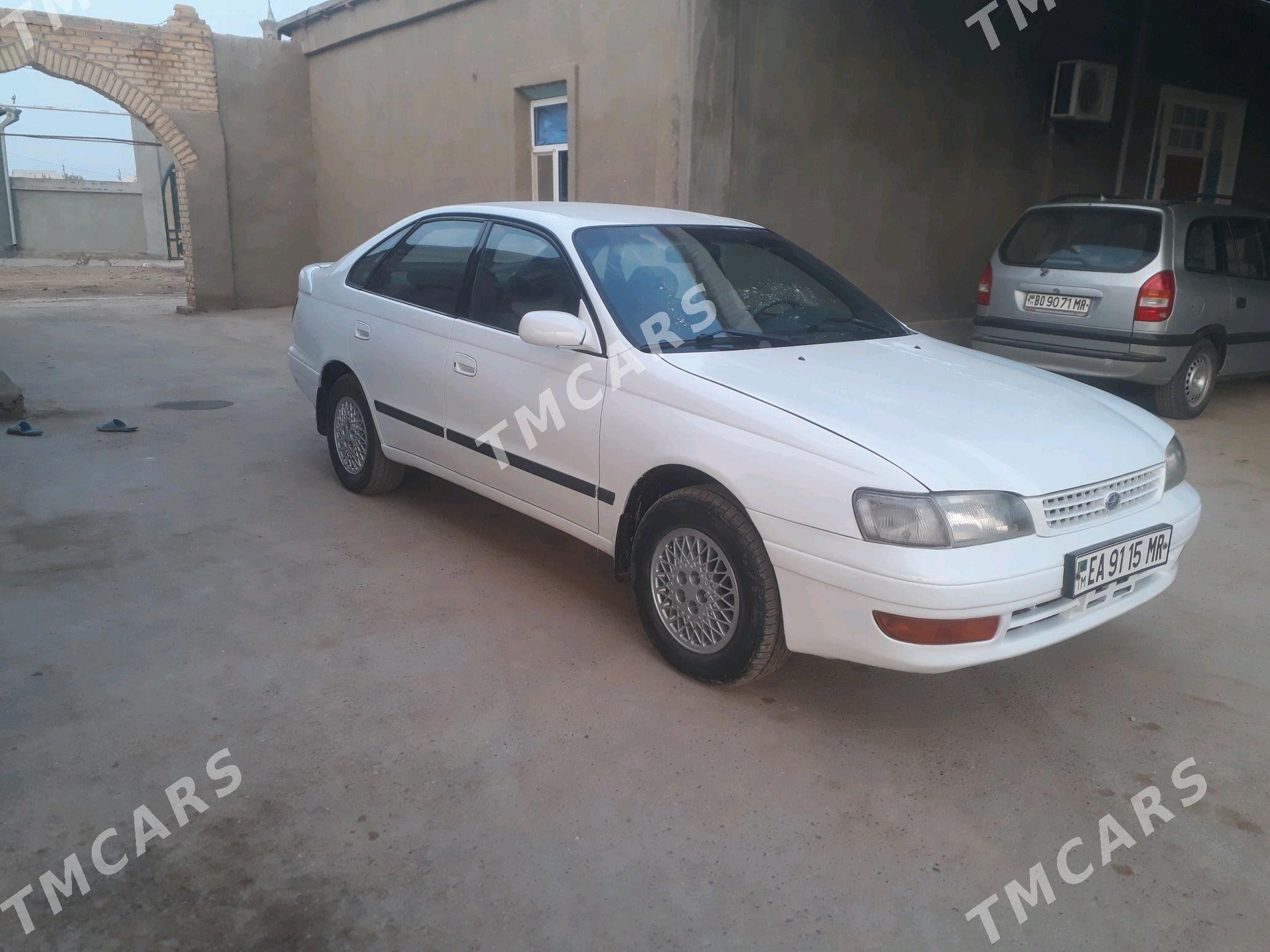 Toyota Corolla Verso 1995 - 40 000 TMT - Мургап - img 3