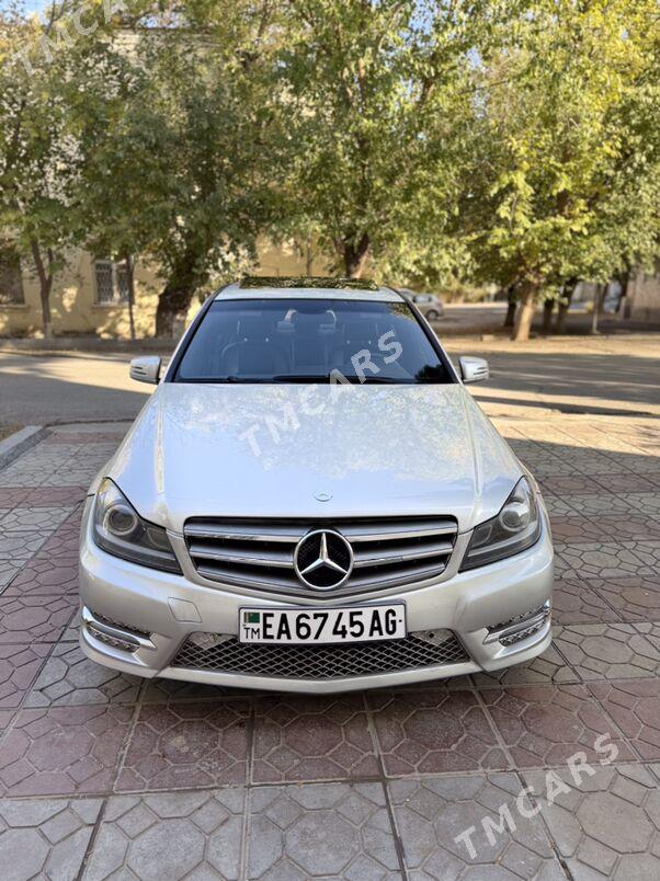 Mercedes-Benz C250 2012 - 165 000 TMT - Aşgabat - img 5