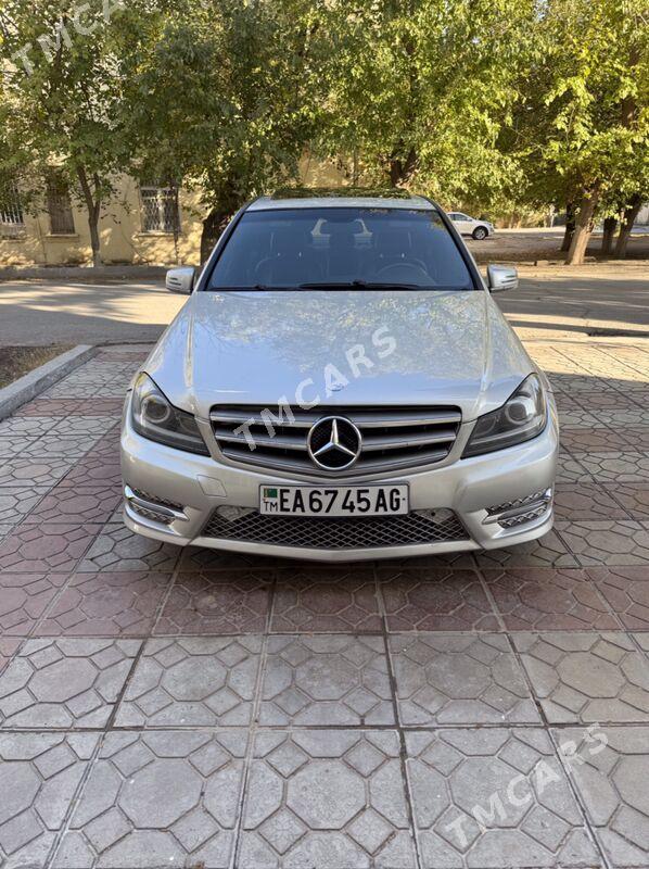 Mercedes-Benz C250 2012 - 165 000 TMT - Aşgabat - img 8