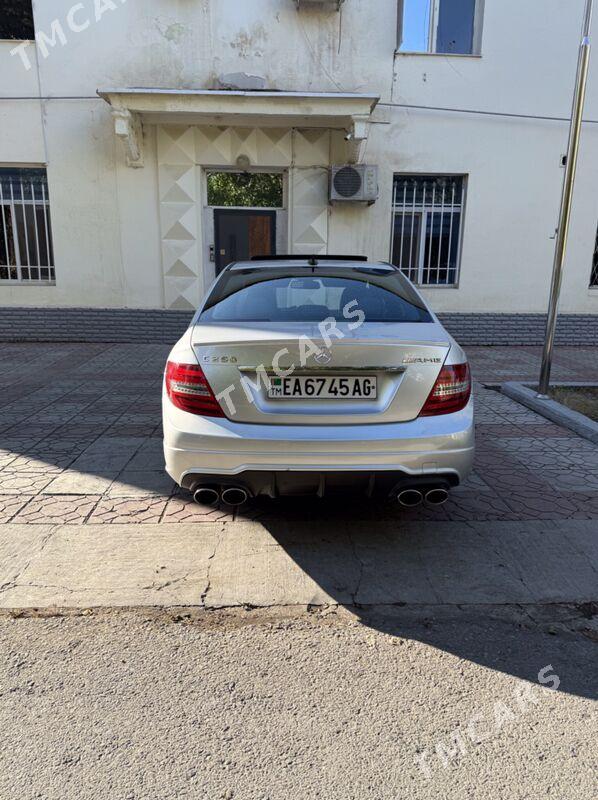 Mercedes-Benz C250 2012 - 165 000 TMT - Aşgabat - img 7