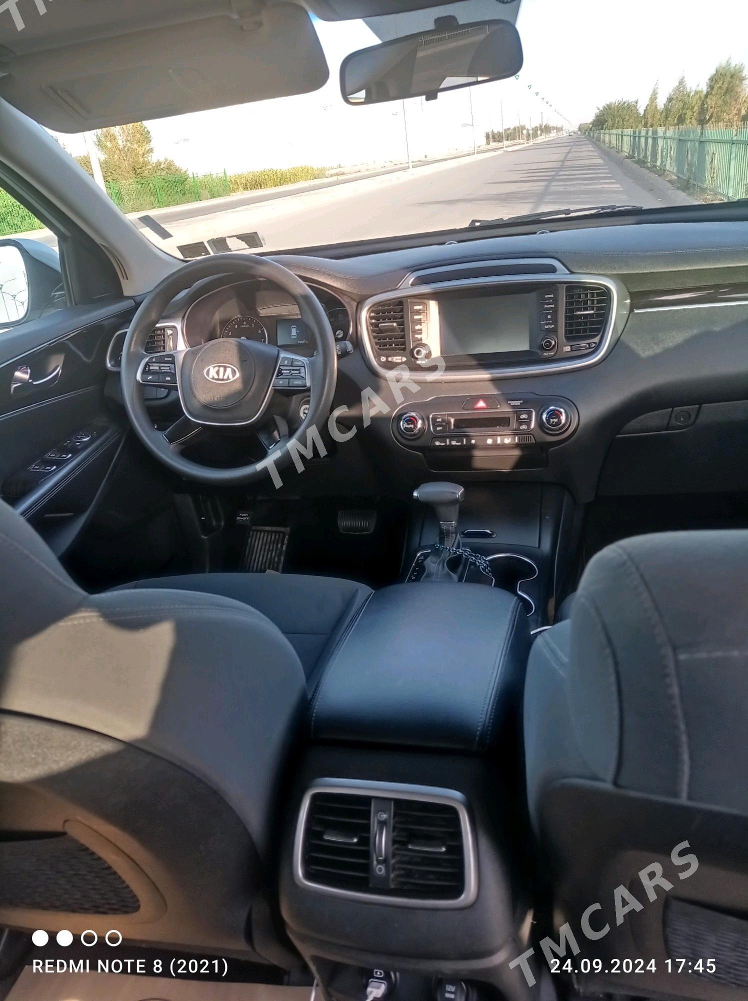 Kia Sorento 2019 - 265 000 TMT - Дашогуз - img 4