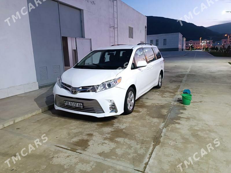 Toyota Sienna 2016 - 270 000 TMT - Gökdepe - img 4