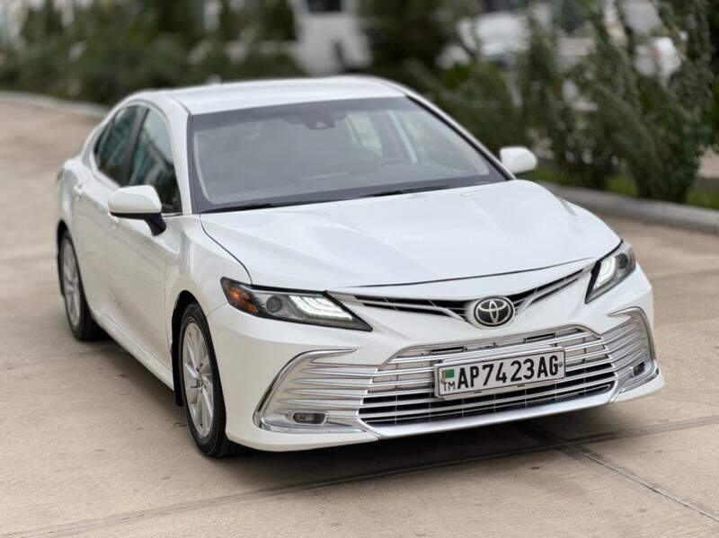 Toyota Camry 2022 - 305 000 TMT - Ашхабад - img 3