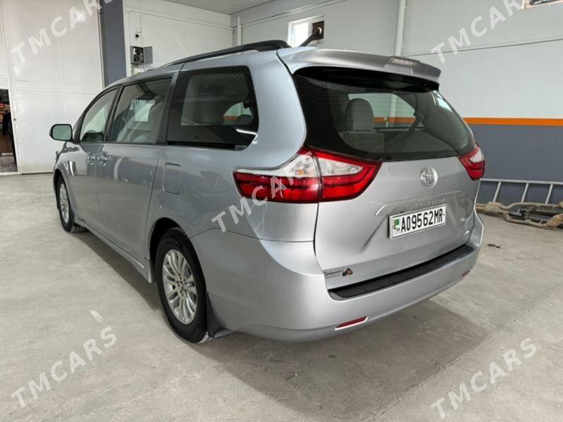 Toyota Sienna 2018 - 400 000 TMT - Мары - img 4