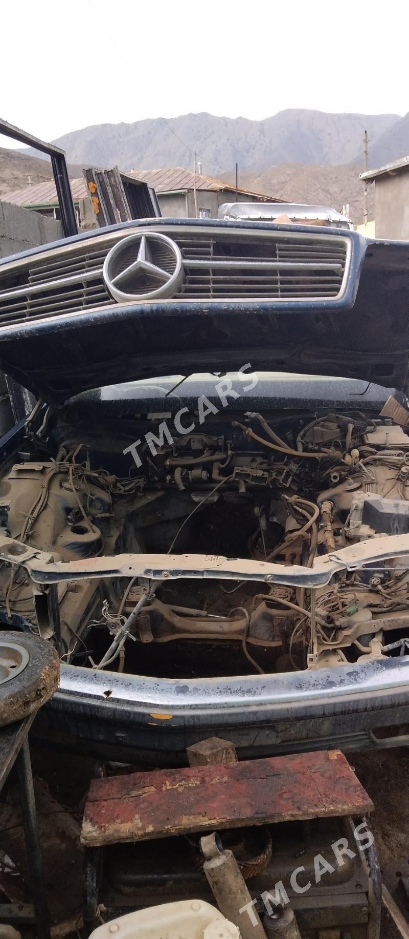 Mercedes-Benz S-Class 1987 - 20 000 TMT - Бахарден - img 6