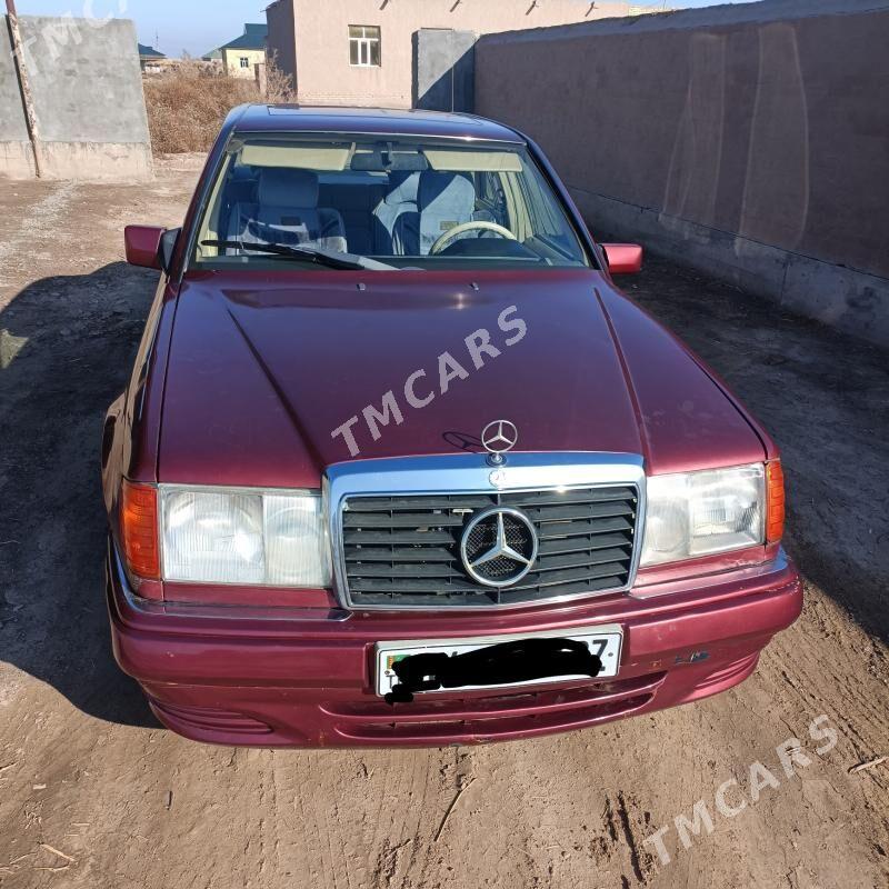 Mercedes-Benz 230E 1990 - 30 000 TMT - етр. Туркменбаши - img 2