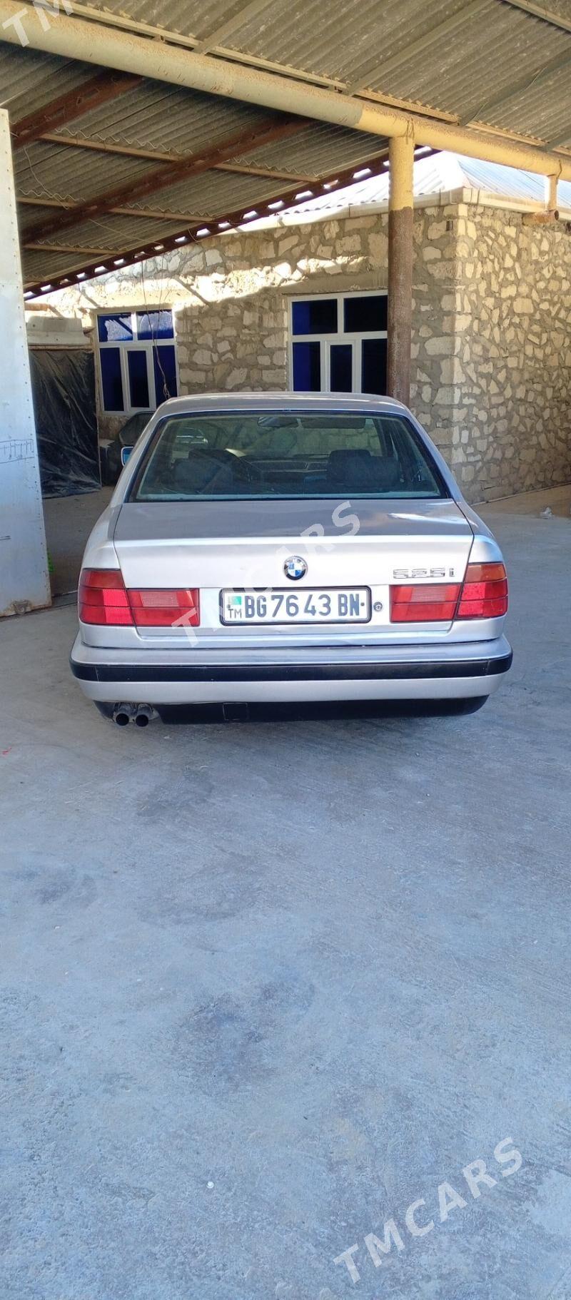 BMW 525 1994 - 45 000 TMT - Hazar - img 3