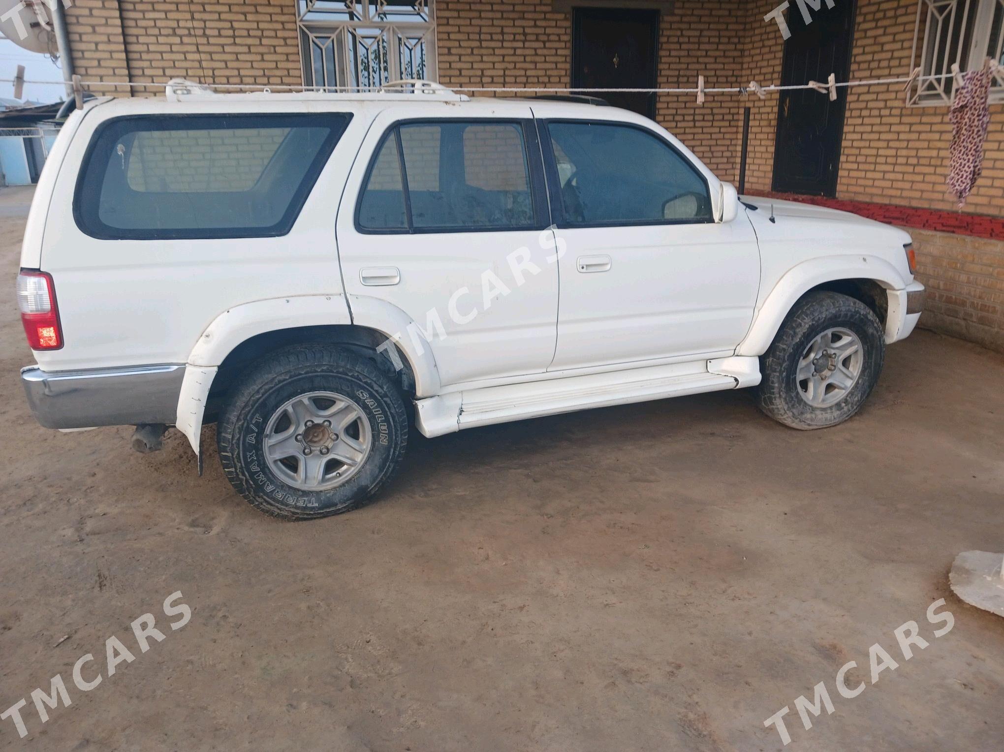 Toyota 4Runner 2002 - 75 000 TMT - Векильбазар - img 2