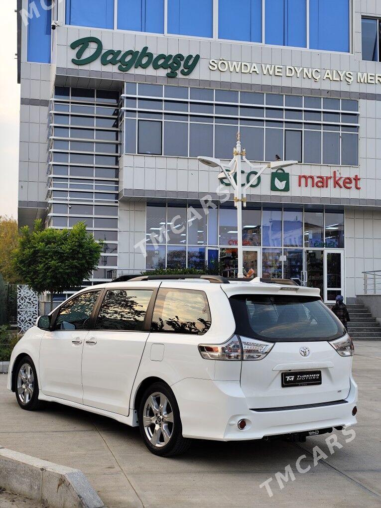 Toyota Sienna 2018 - 400 000 TMT - Aşgabat - img 7