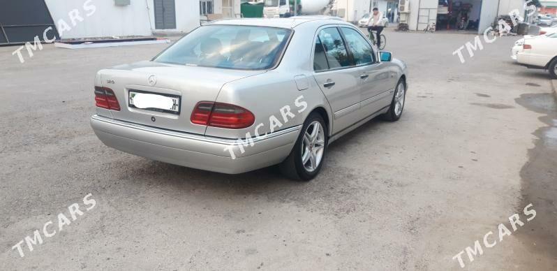 Mercedes-Benz E320 1999 - 115 000 TMT - Aşgabat - img 7