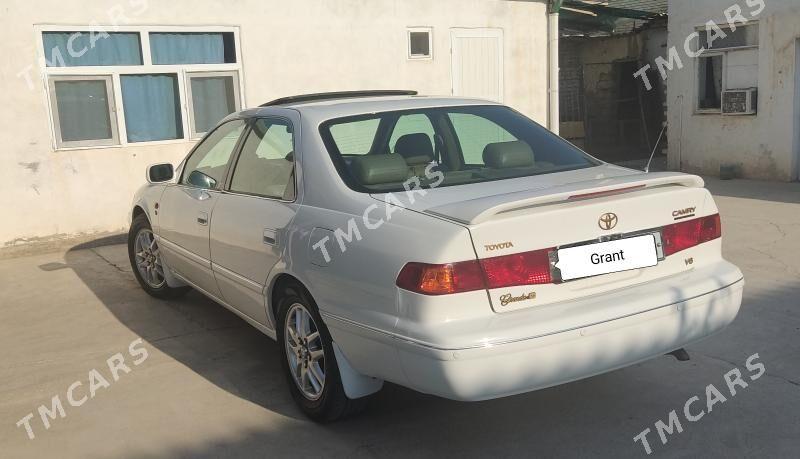 Toyota Camry 2000 - 165 000 TMT - Aşgabat - img 6