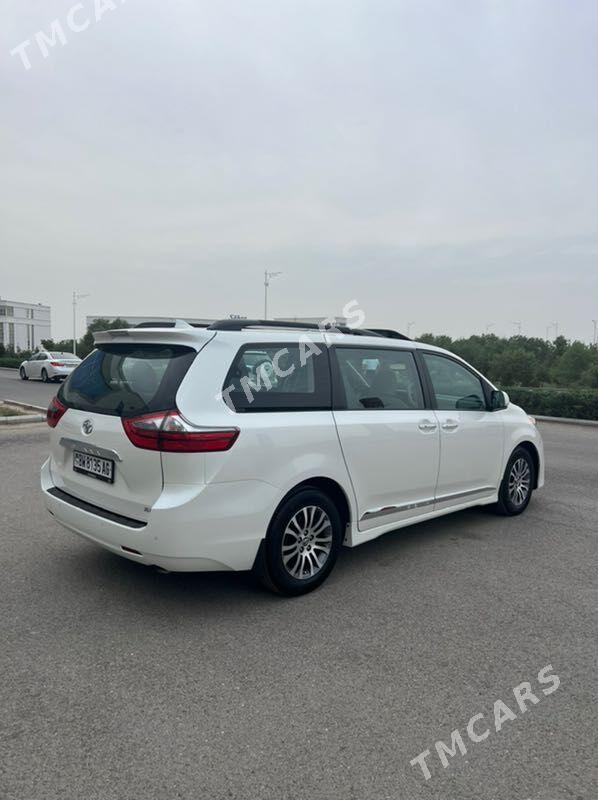 Toyota Sienna 2018 - 430 000 TMT - Ашхабад - img 6