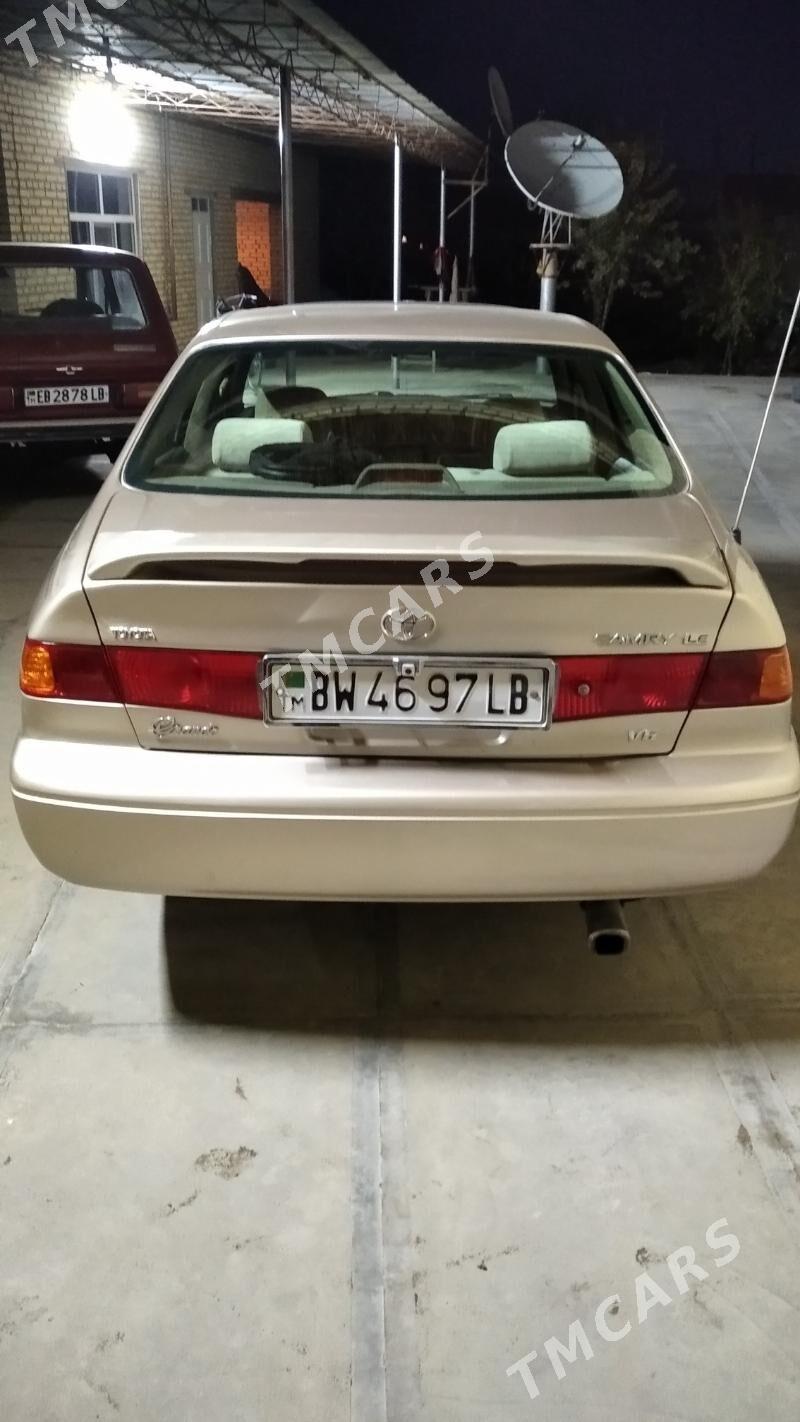 Toyota Camry 1999 - 120 000 TMT - Saýat - img 9