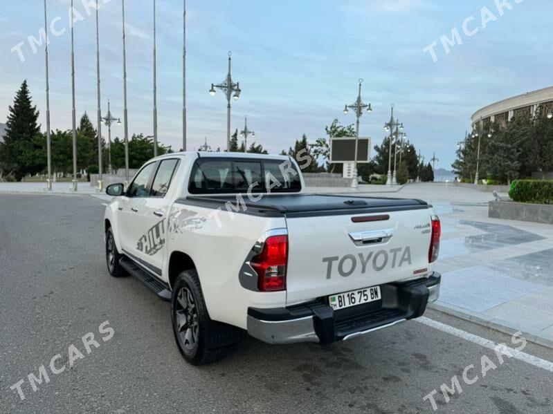 Toyota Hilux 2018 - 545 000 TMT - Ашхабад - img 4