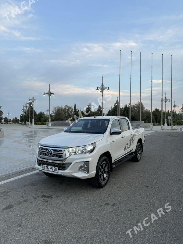 Toyota Hilux 2018 - 545 000 TMT - Ашхабад - img 5