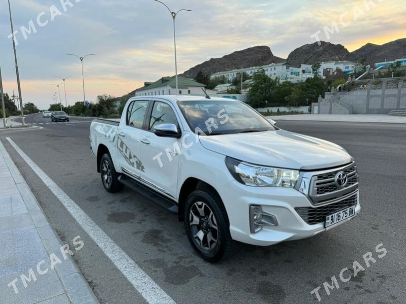 Toyota Hilux 2018 - 545 000 TMT - Ашхабад - img 7